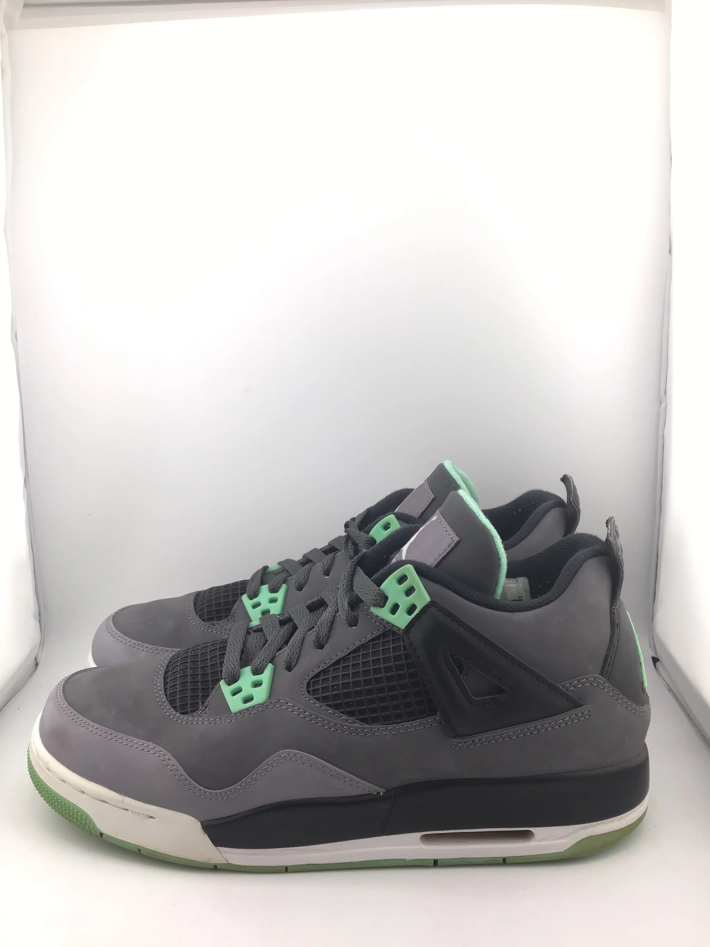 Jordan 4 Retro Green Glow (GS) - Joey Sneakers
